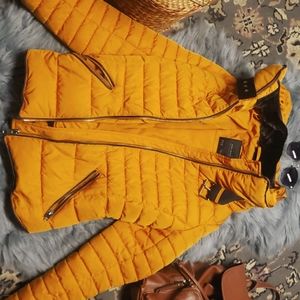 ZARA BASIC Yellow Puffercoat
